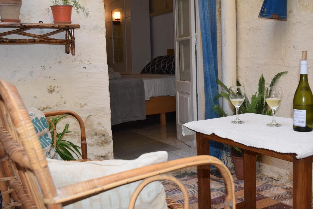Maria Townhouse Heart Of Victoria B&B Extérieur photo