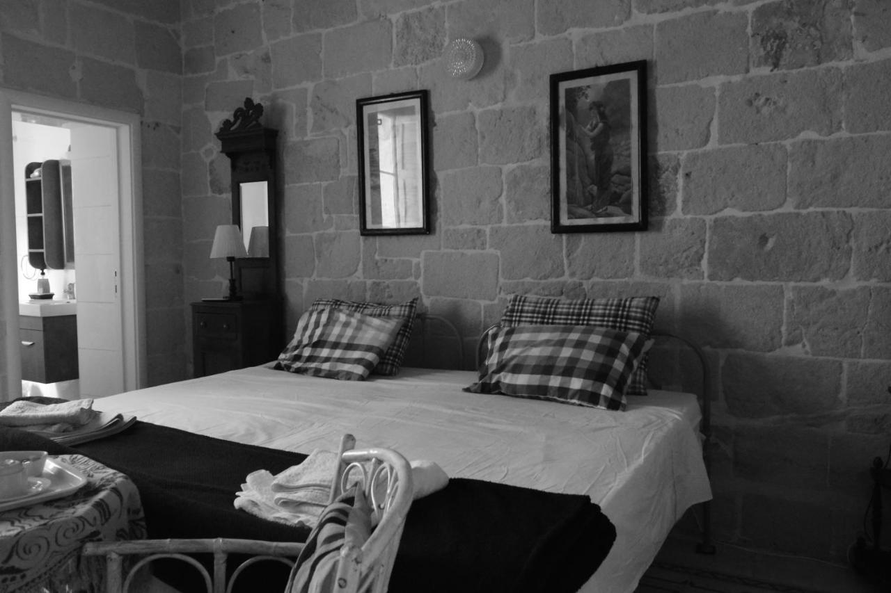 Maria Townhouse Heart Of Victoria B&B Extérieur photo