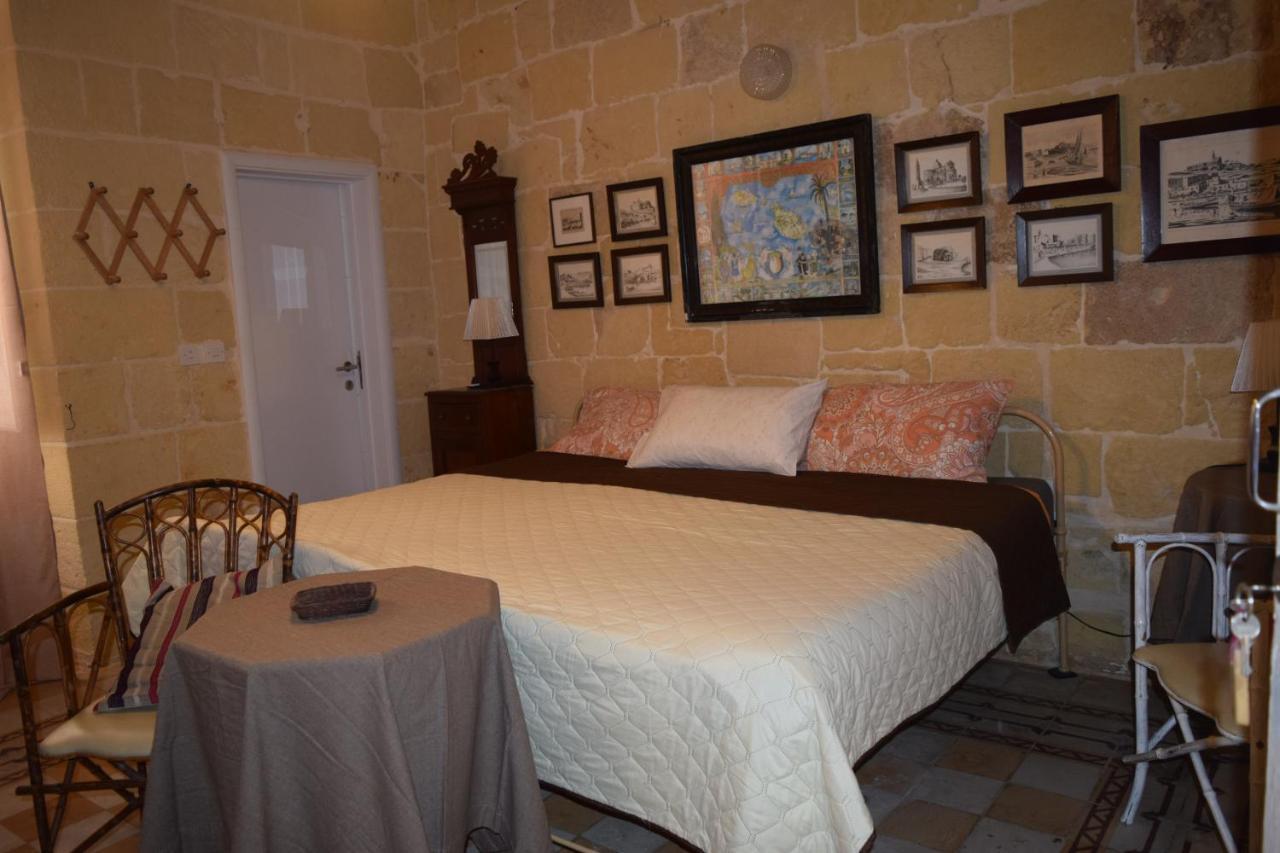 Maria Townhouse Heart Of Victoria B&B Extérieur photo
